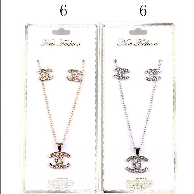YNK-2238  Collar y aretes